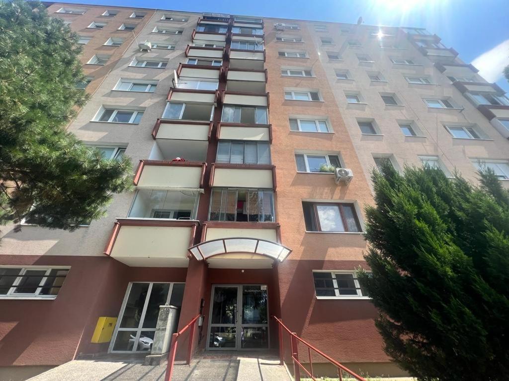 Apartman Solid, Bratislava Lejlighed Eksteriør billede